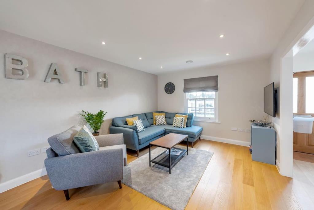 バース Fantastic 3-Bed House With Parkingヴィラ エクステリア 写真